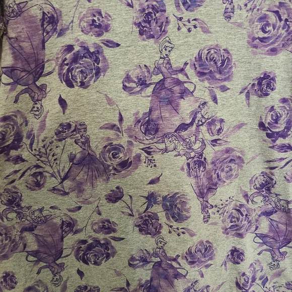 Cinderella Ruffle Shoulder Top - Picture 5 of 7